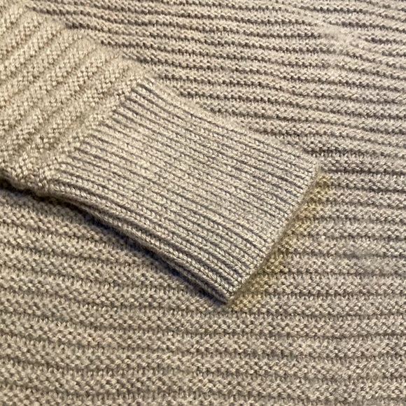 ATHLETA XS Brown Lodge Ribbed Mock Neck 100% Extra Fine Merino Wool Sweater - Picture 8 of 8